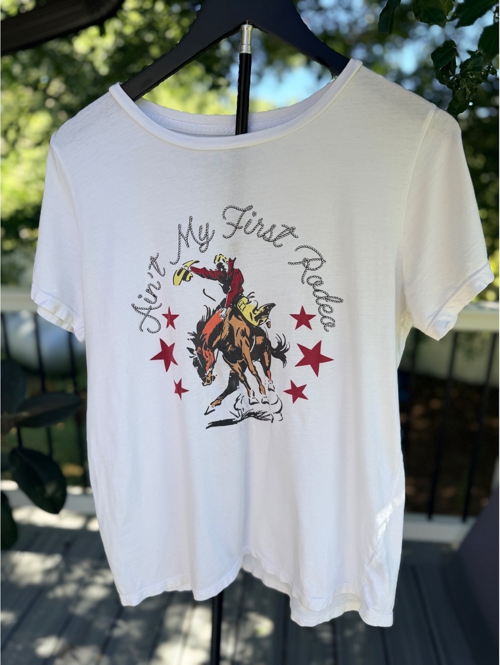Retro Brand White 'Ain't My First Rodeo' Graphic T-Shirt Small